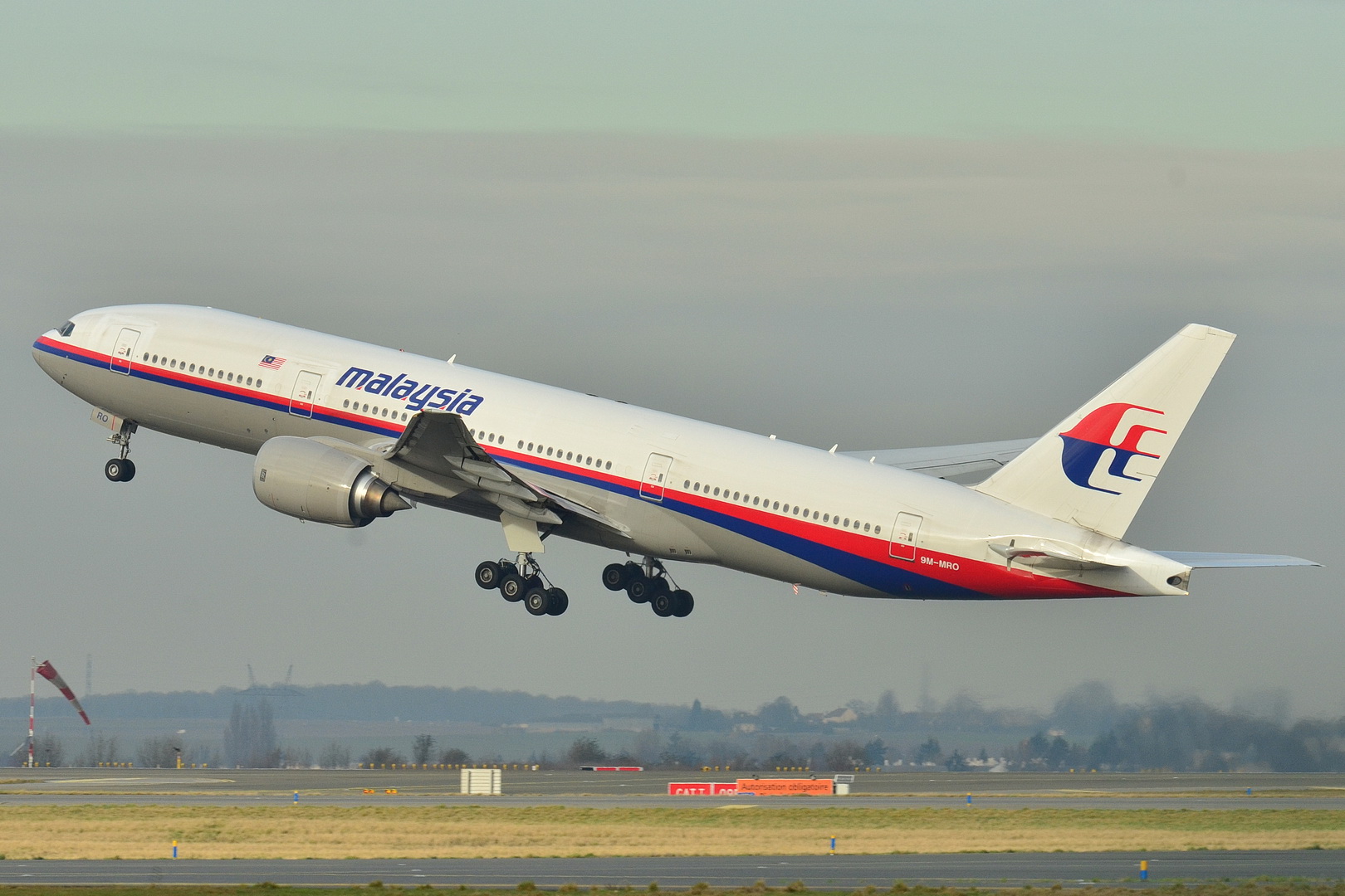 Australia, Netherlands start talks with Russia over MH17 downing