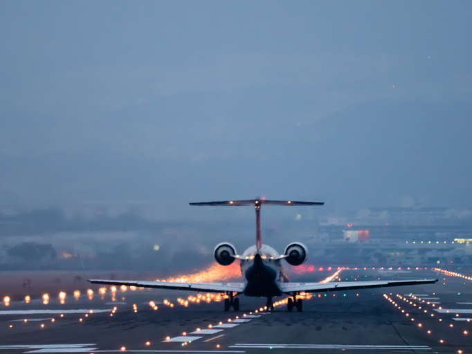 Airlines call for faster training of controllers to ease delays