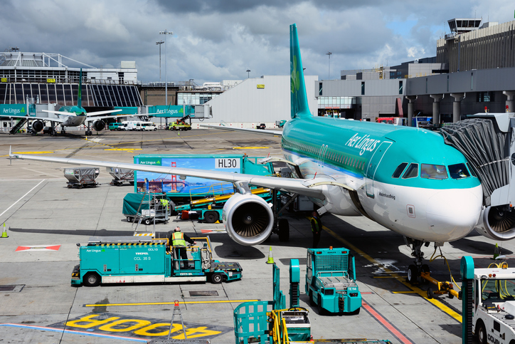 IAG gana 70 millones hasta marzo, 11 veces menos por falta de excepcionales
