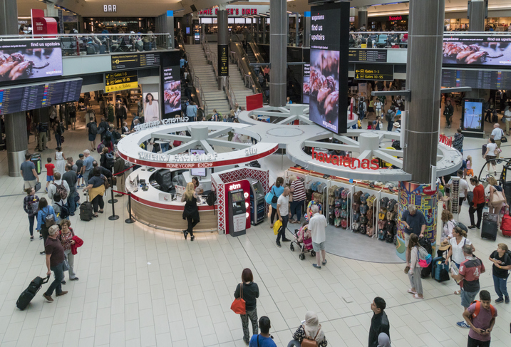 France’s Vinci completes takeover of majority stake in Gatwick airport