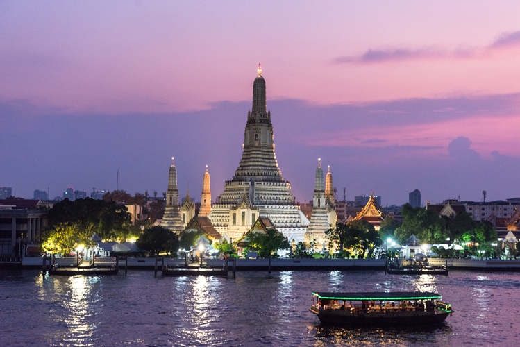 Tailandia presenta un itinerario para invidentes por varios puntos del país