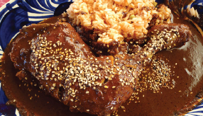 platos-mexicanos-mole-rojo