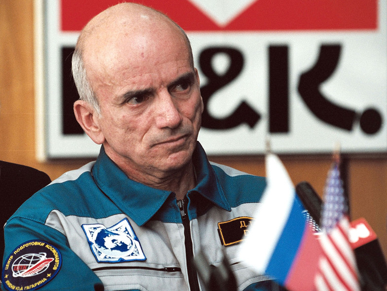 turismo_espacial_dennis