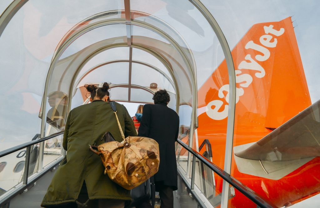 La facturación de easyJet sube el 11,4 % en el trimestre hasta junio