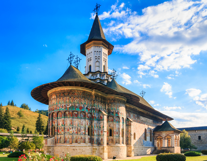 monasterio-ortodoxo-de-sucevita-bucovina-rumania