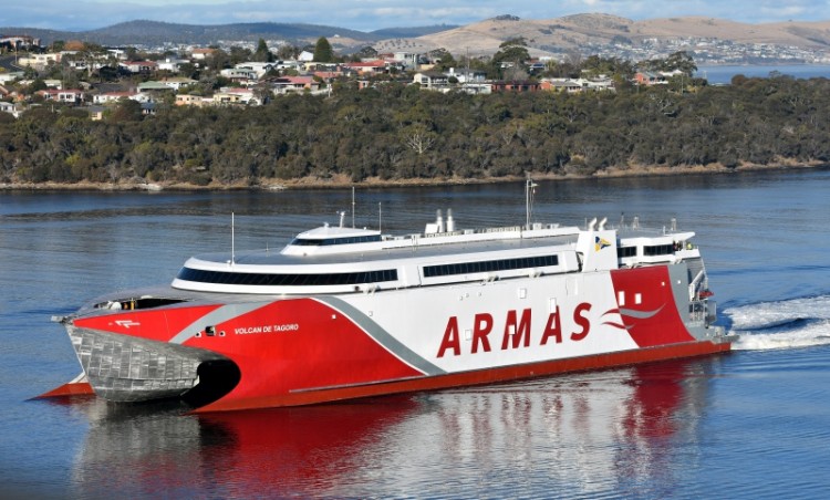 El Volcán de Tagoro, el fast ferry más avanzado del mundo, arriba a Canarias
