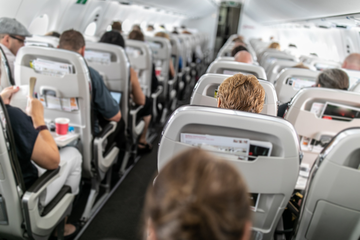 Número de pasajeros en aeropuertos españoles crece por encima de la media UE