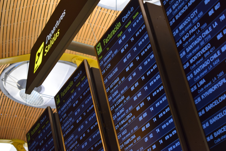 Los aeropuertos registran en julio 29,4 millones de pasajeros, un 3,4 % más
