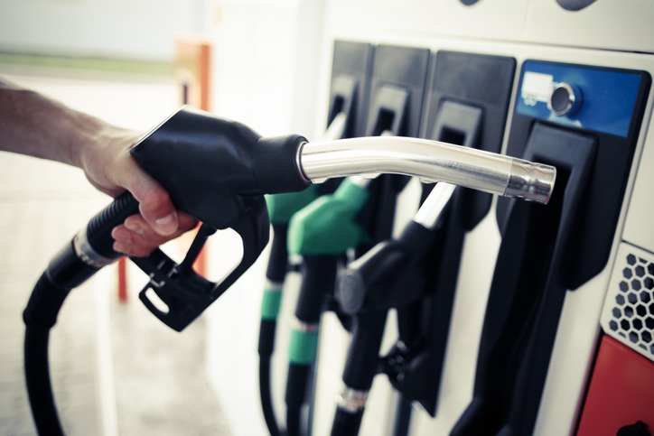 Portugal’s fuel-tanker drivers vote to go ahead with strike
