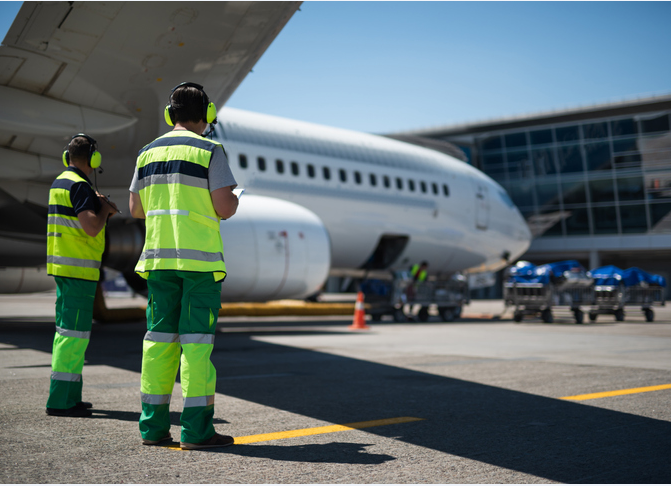UGT convoca paros de personal de tierra de Iberia en Barajas 30-31 de agosto