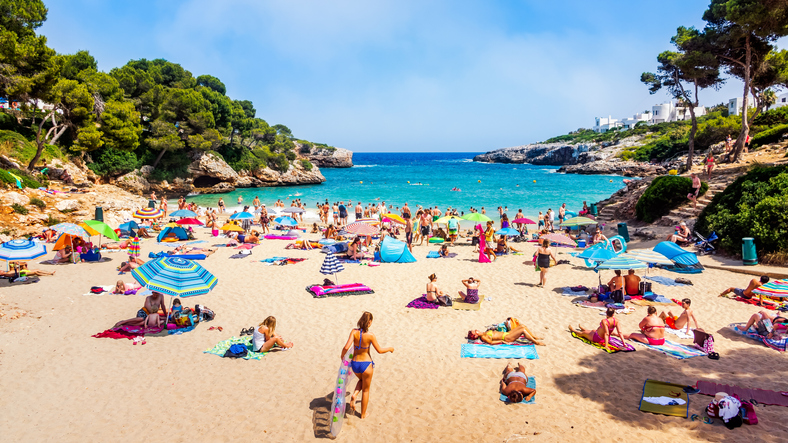 El Govern balear habilitará ayudas de 3 millones a empresas por Thomas Cook