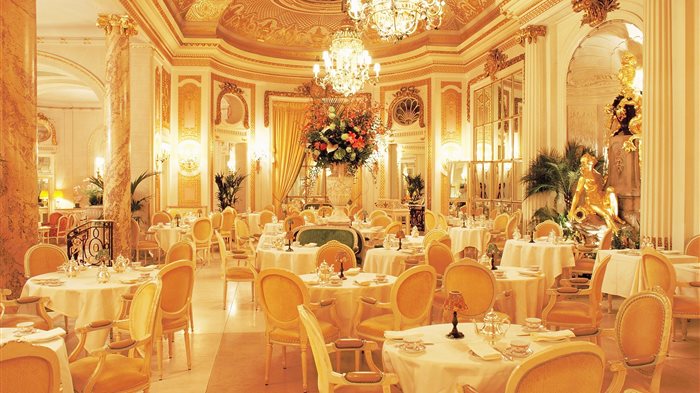 London’s Ritz could be up for sale for $1 billion