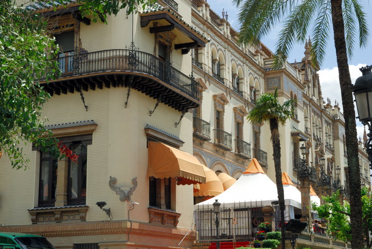 Los turistas alojados en Sevilla en apartamentos y hoteles crece un 5’24 %