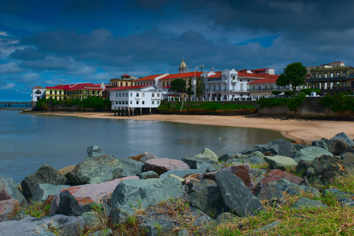 Panamá y Jamaica se comprometen a impulsar turismo multidestino