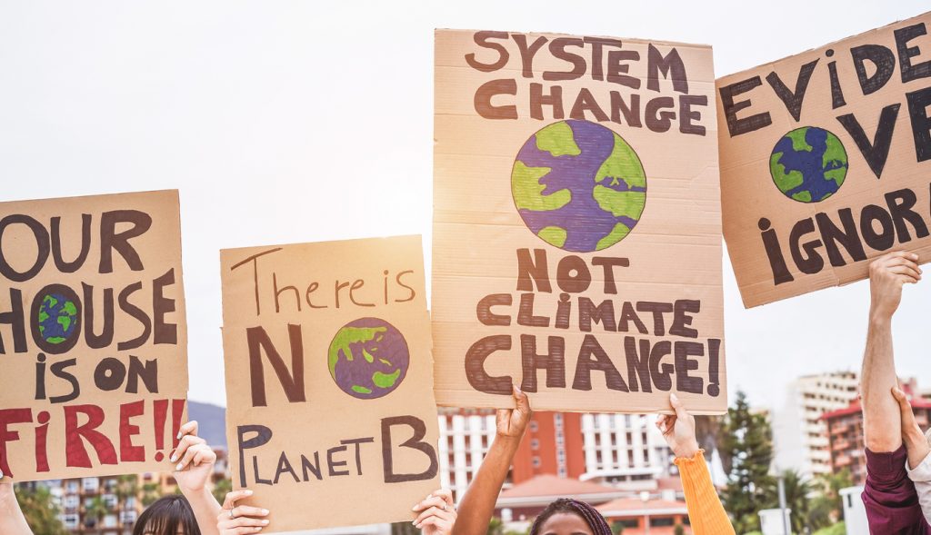 La amenaza climática y el turismo de masas