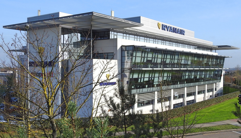 Ryanair podría cerrar más bases en España si se demoran las entregas del MAX