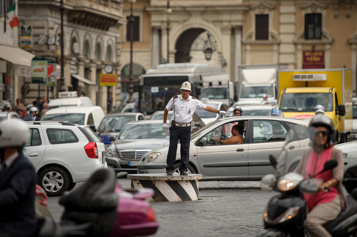 Las principales ciudades de Italia limitan su tráfico por alta contaminación