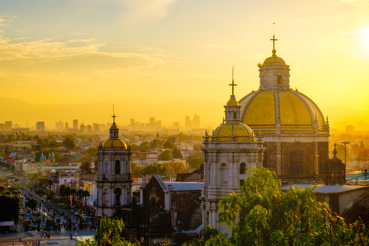 México capta 24.816 millones de dólares por turismo internacional en 2019