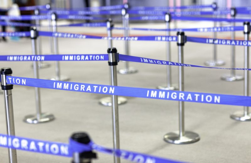Australia y Nueva Zelanda cierran sus fronteras a extranjeros por el COVID-19