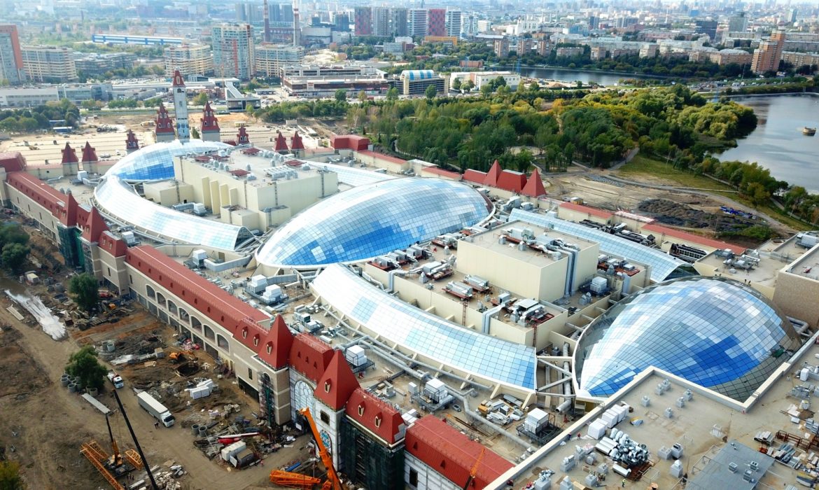 Moscú abre “Isla de Sueños”, el mayor parque de diversión cubierto de Europa