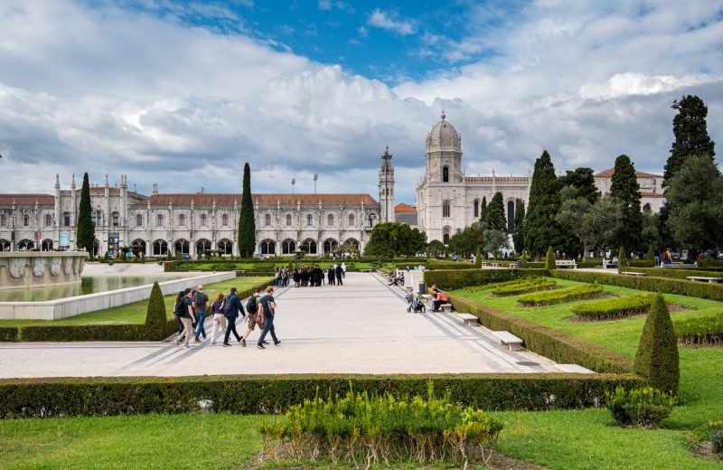 El coronavirus cancela más de la quinta parte del turismo religioso portugués