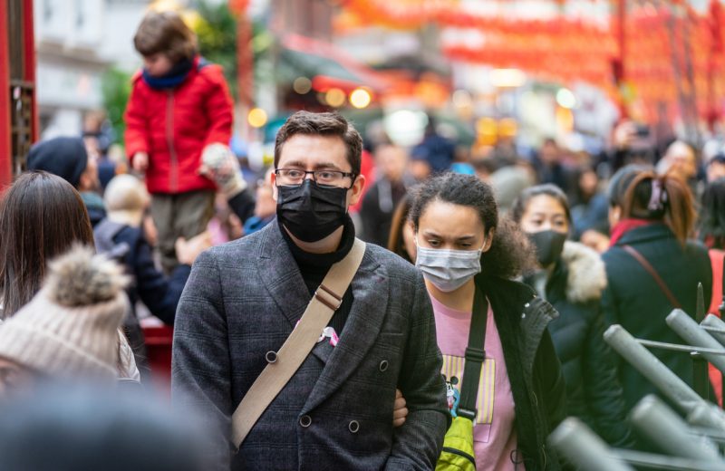 Una pandemia en tres actos: China, la Unión Europea y América