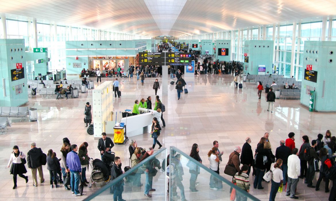 Airport passenger traffic in Asia-Pacific set to plunge 24% in Q1