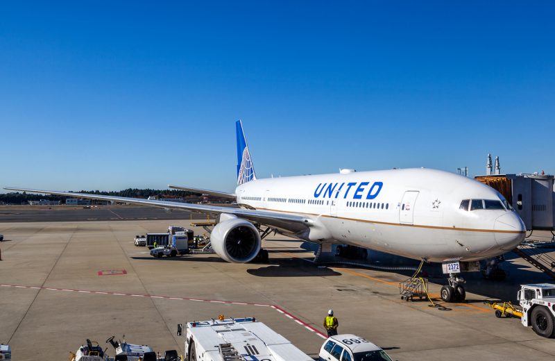 United cuts May flights by 90%, tells employees to brace for job cuts