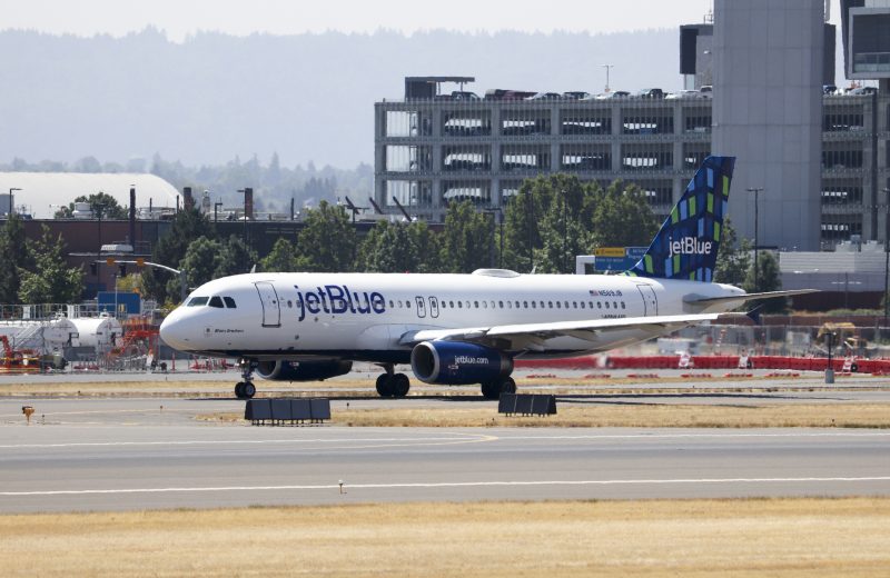 JetBlue, Spirit can suspend some U.S. flights through Sept. 30, government says