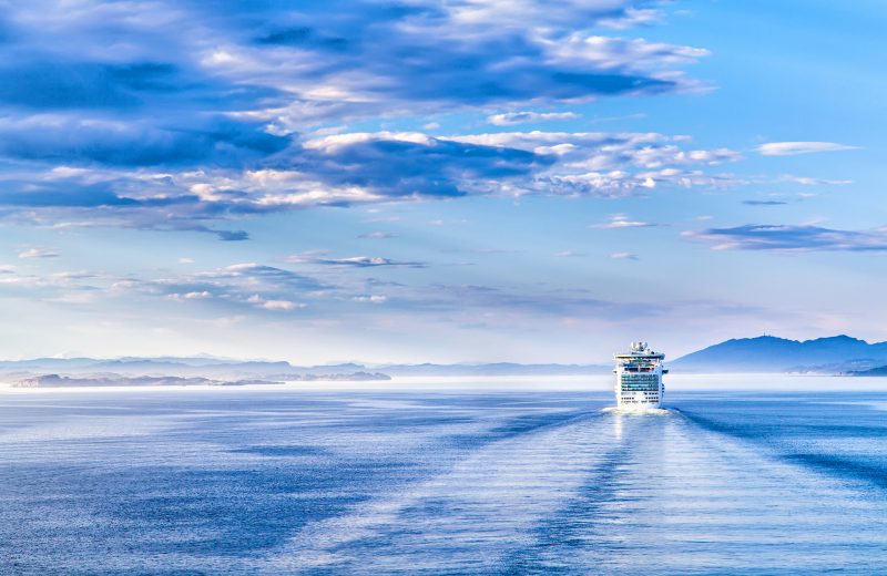 Norwegian Cruise Line flags doubts about its ability to stay afloat