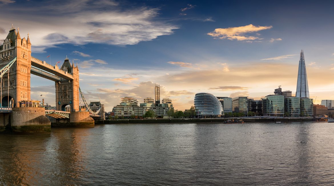 UK business groups urge government to open economy to trade partners
