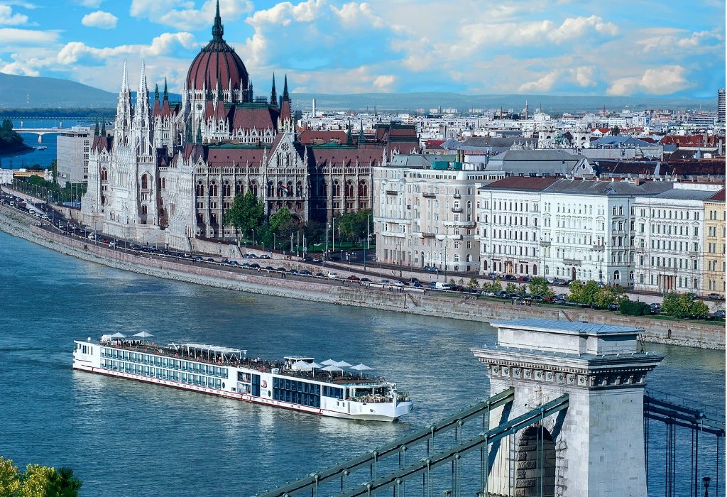 Cruise ships return to Danube with strict safety rules on board