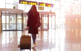 English tourists rush back from Portugal to avoid COVID-19 quarantine