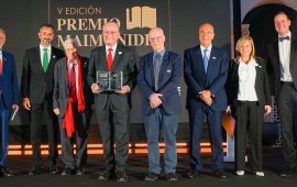 El Alcalde de Málaga, Francisco de la Torre, recibe el premio Maimónides
