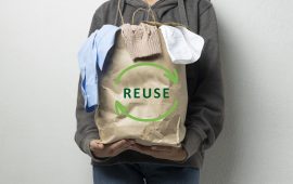 Verde y elegante, la onda eco de la moda
